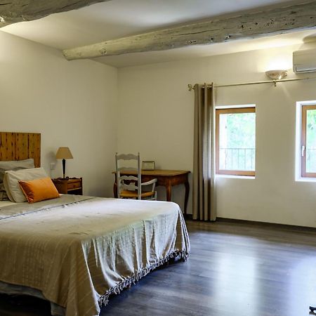 Mas D'Alaure B&B Verquieres Buitenkant foto