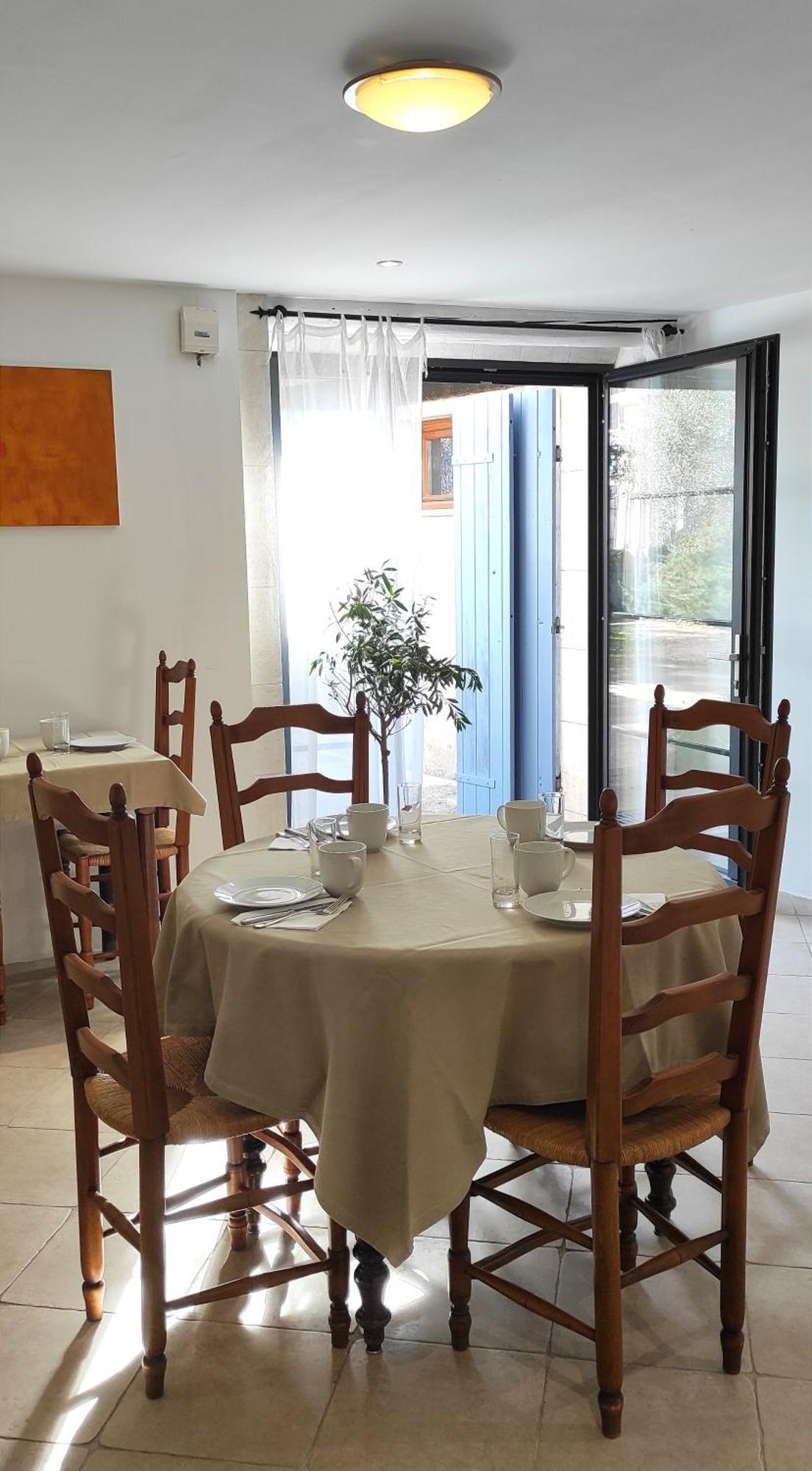 Mas D'Alaure B&B Verquieres Buitenkant foto