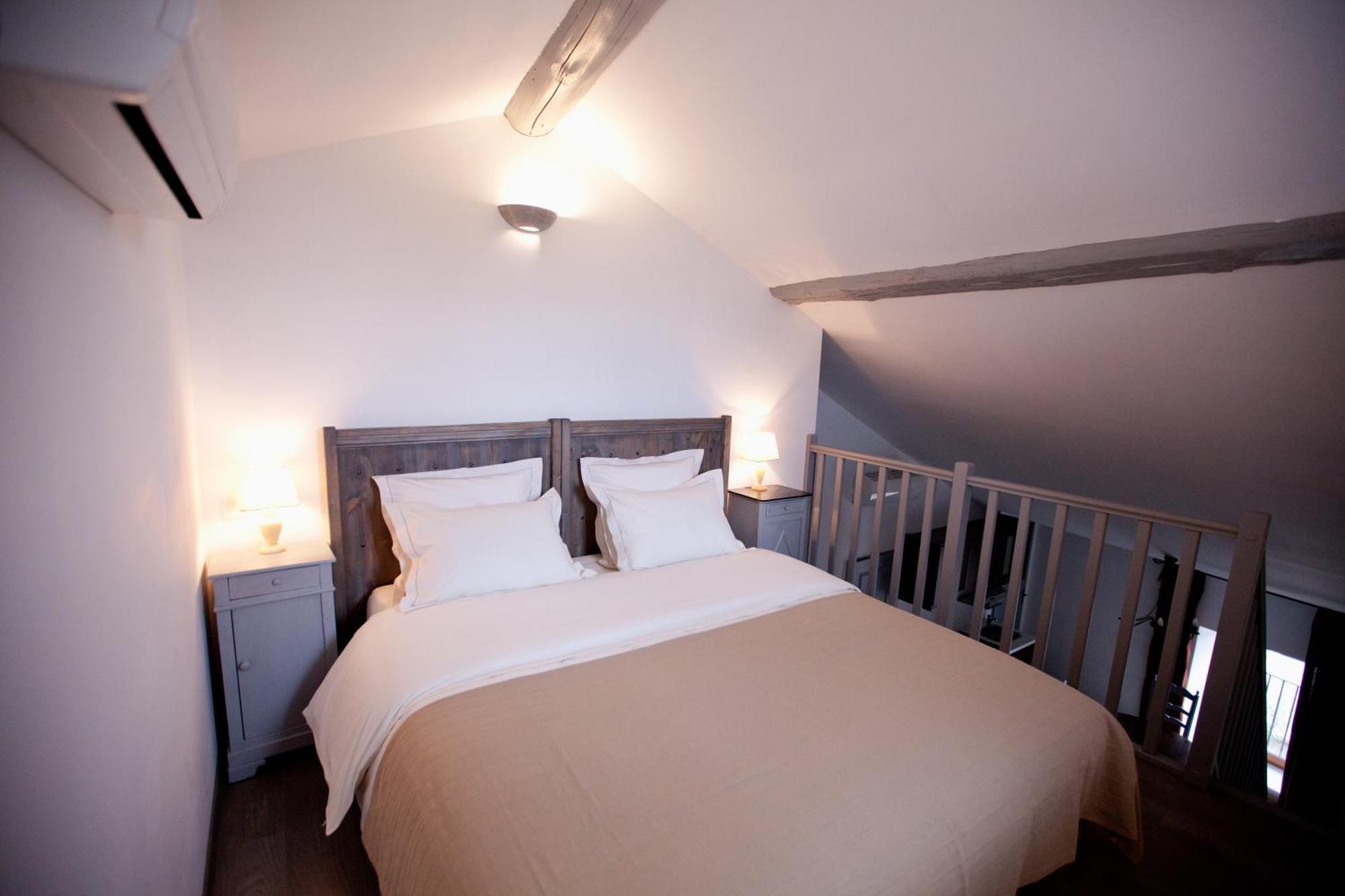 Mas D'Alaure B&B Verquieres Buitenkant foto
