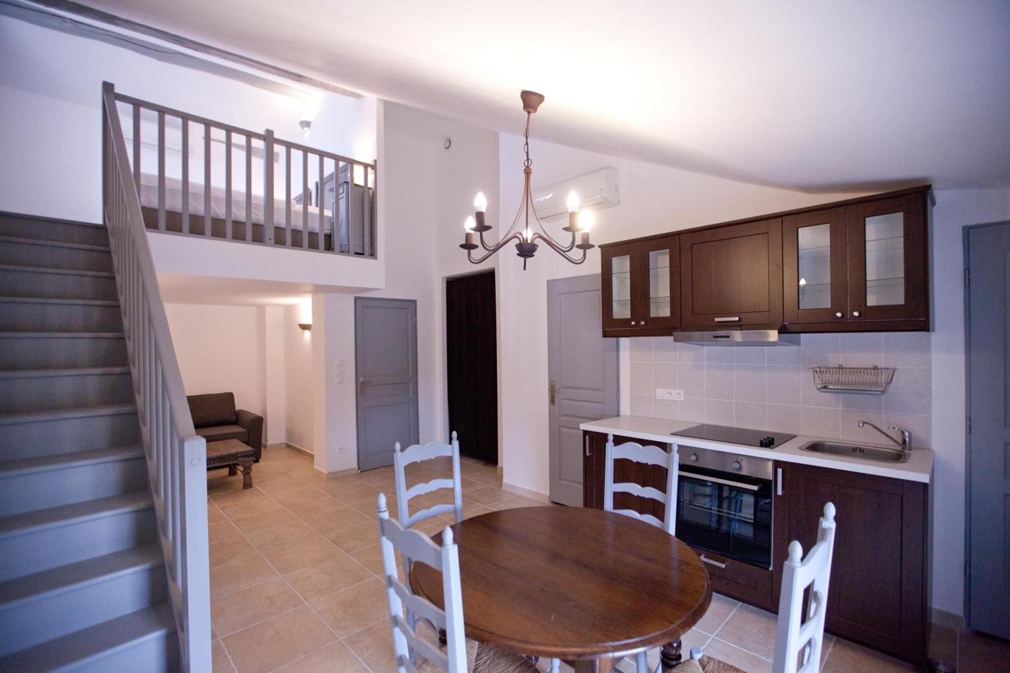 Mas D'Alaure B&B Verquieres Buitenkant foto
