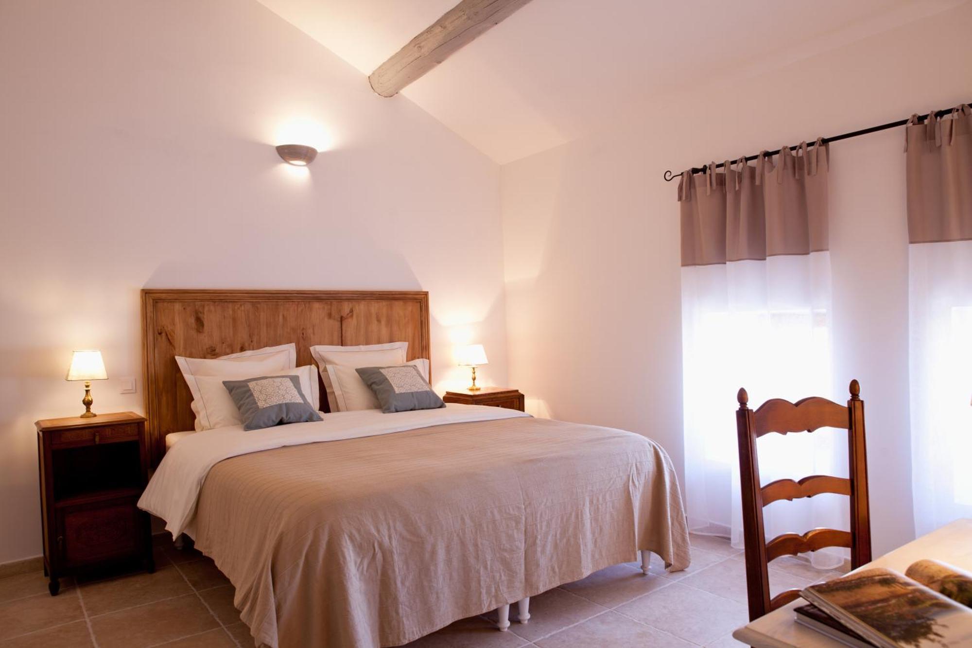 Mas D'Alaure B&B Verquieres Buitenkant foto